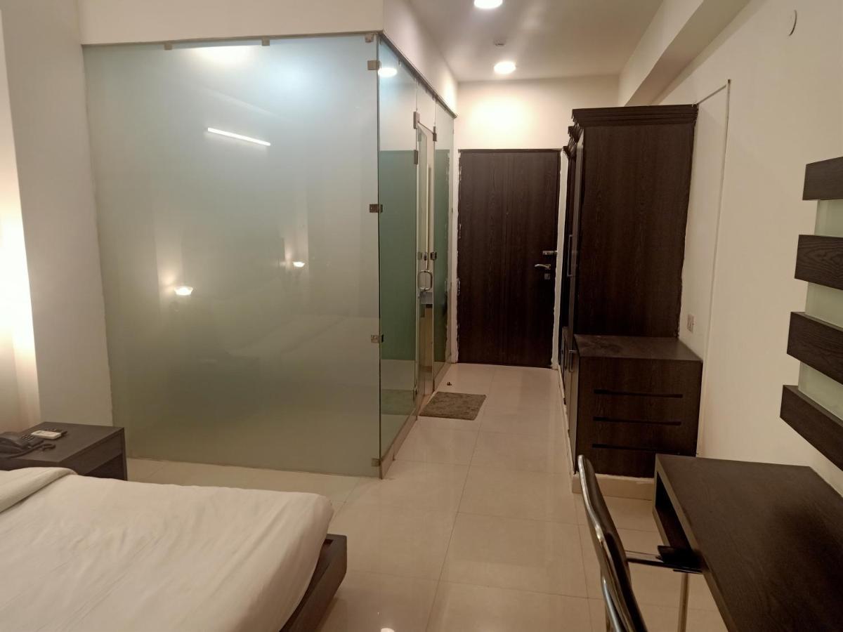 Hotel Chaupal By Casa Bella Gurgaon Zewnętrze zdjęcie
