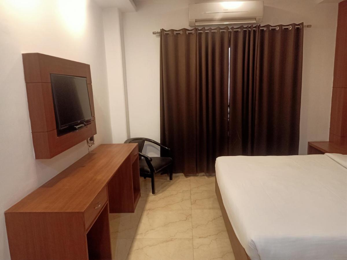 Hotel Chaupal By Casa Bella Gurgaon Zewnętrze zdjęcie