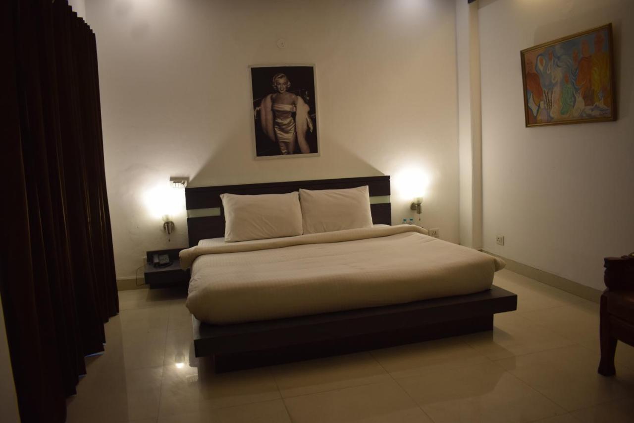 Hotel Chaupal By Casa Bella Gurgaon Zewnętrze zdjęcie