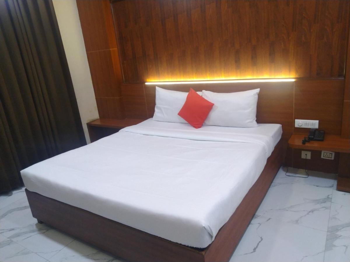 Hotel Chaupal By Casa Bella Gurgaon Zewnętrze zdjęcie
