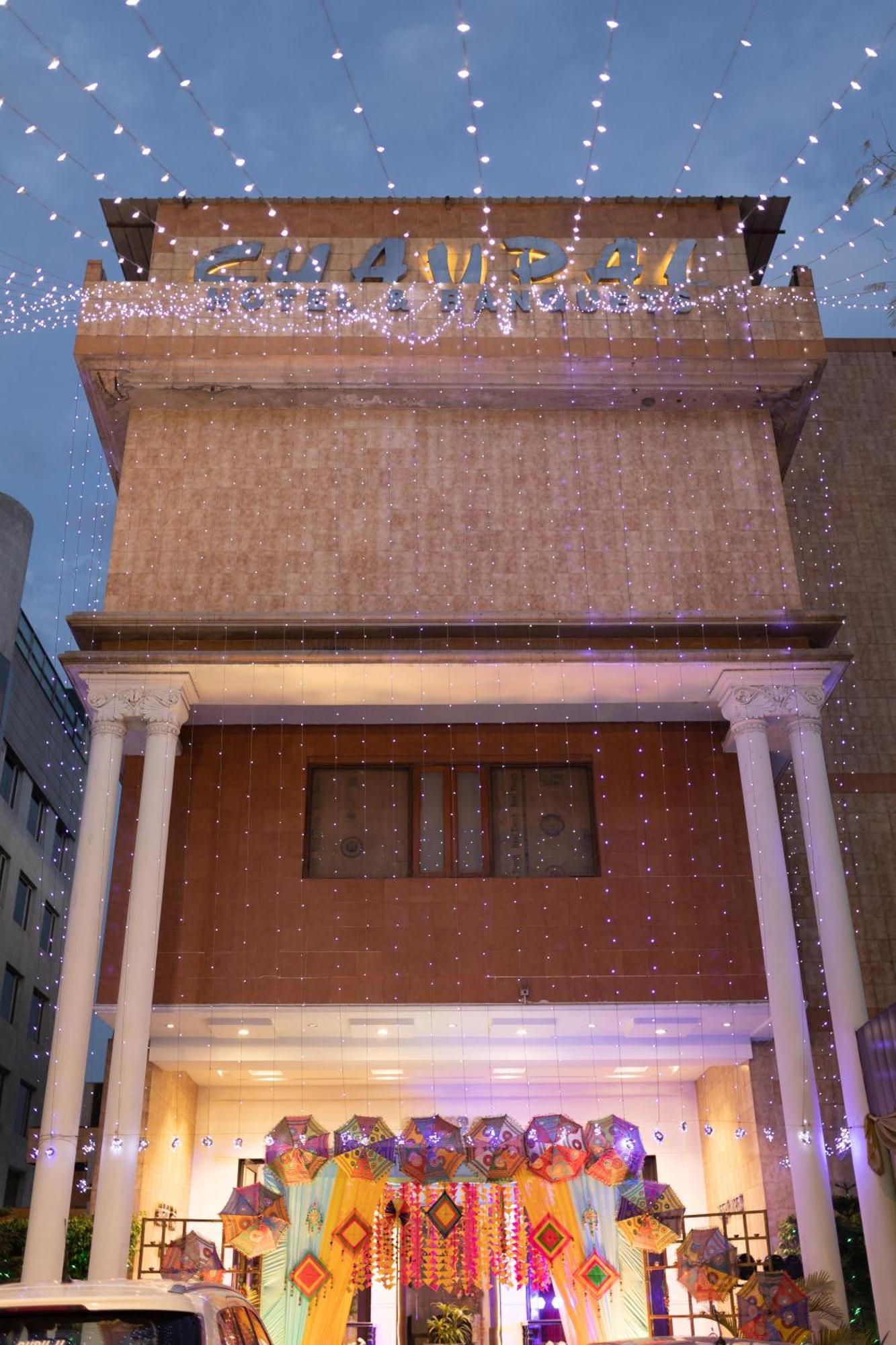 Hotel Chaupal By Casa Bella Gurgaon Zewnętrze zdjęcie
